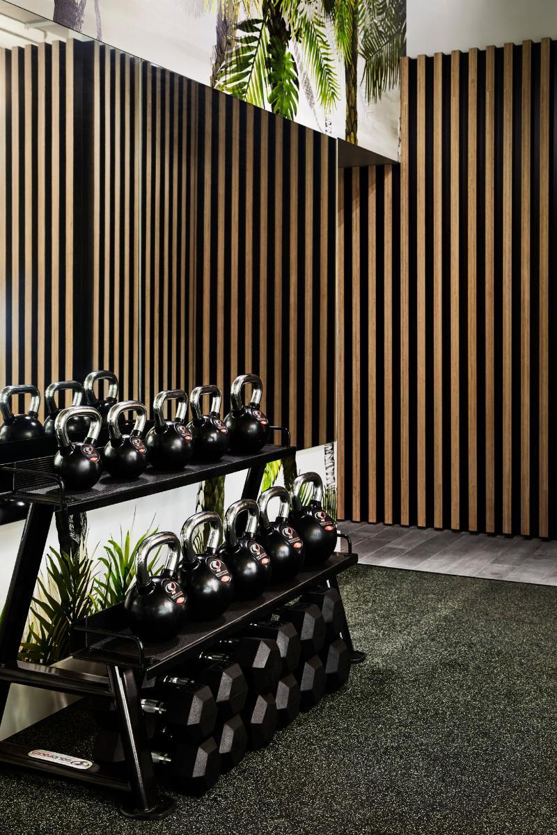 Zagame'S House Hotel Melbourne Luaran gambar Wood wall paneling